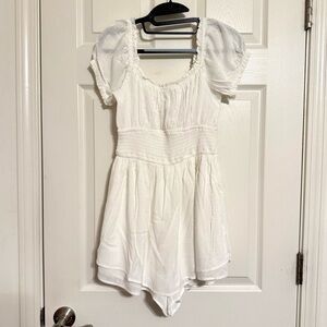 Hollister Puff Sleeve Romper Size M NWT